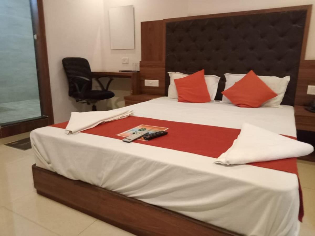 Hotel Sai Deep Lodging By Wb Inn Navi Mumbai Exterior photo